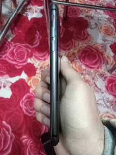 iphone 864 gb PTA Proved all ok battry health sarvies  no repair