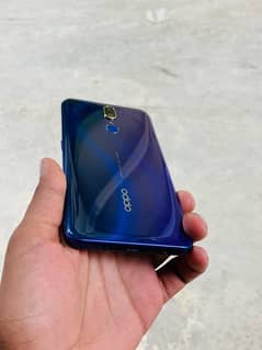 Oppo f11 8/256GB lush condition with box charger price is final