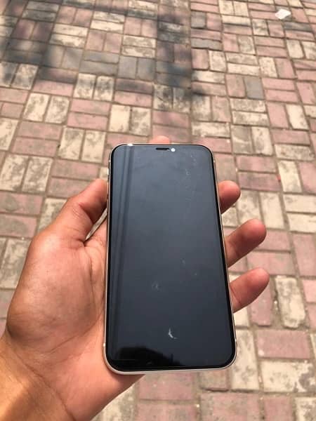 IPhone 11 64 GB 0