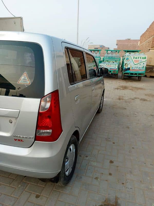 Suzuki Wagon R 2016 9