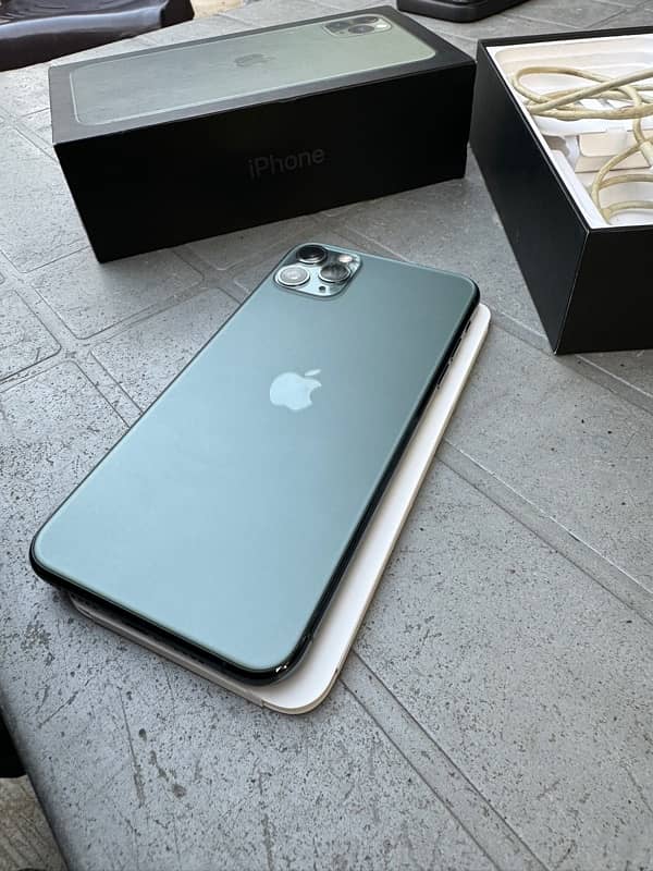 iPhone 11 Pro Max 64GB 0