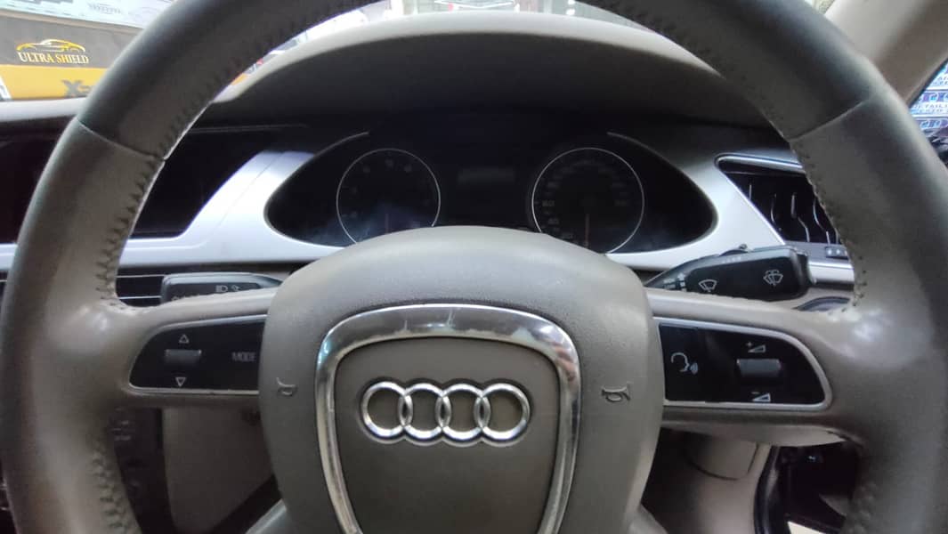 Audi A4 2010 11