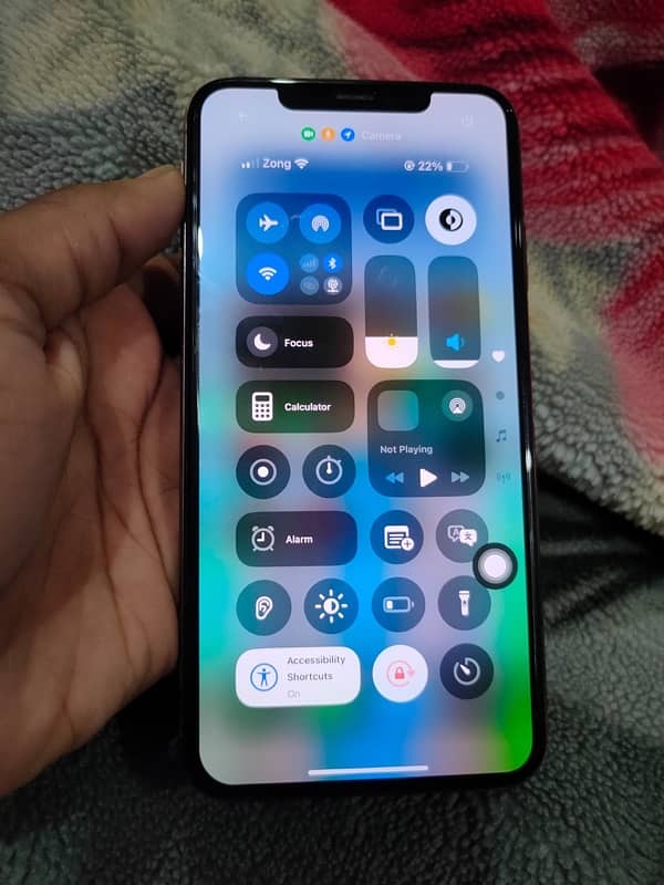 Apple iphoen Xs Max Pta with box All okay with good condition. 3