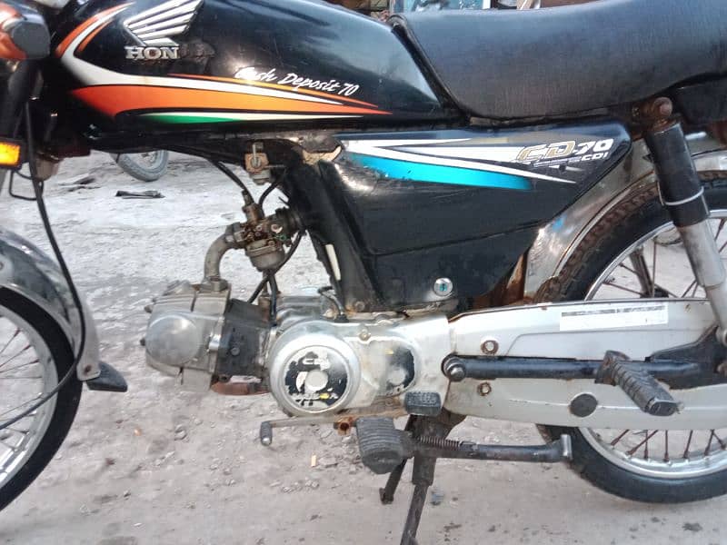 Honda CD 70 9