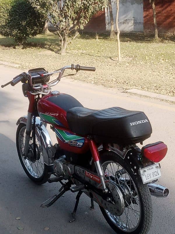 Honda cd70 4