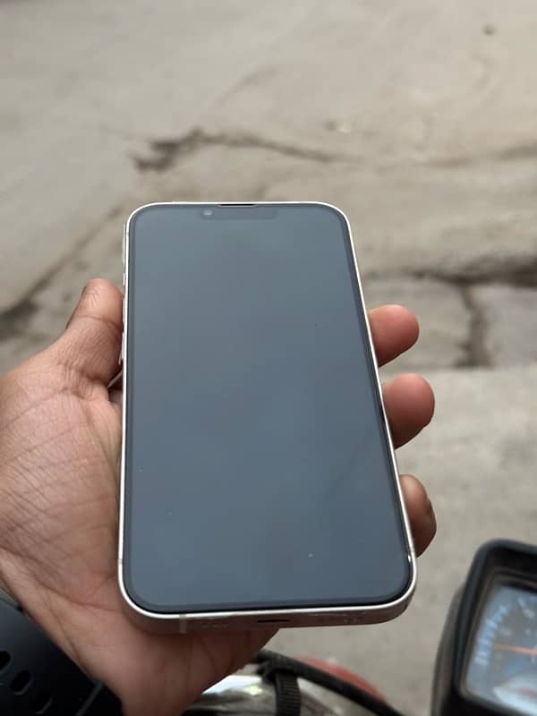 I phone 13 128 GB NON ACTIVE 2