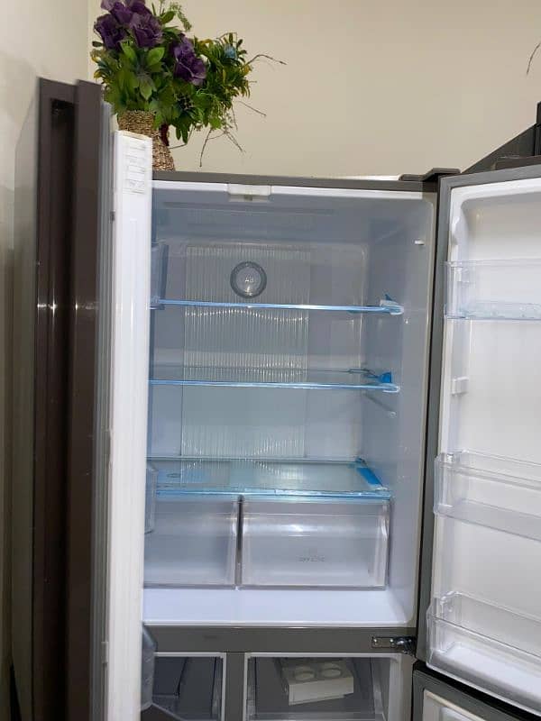 Haier T-Door Refrigerator 4