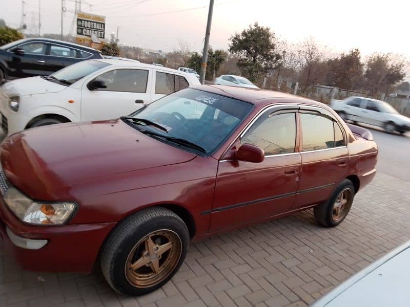 Toyota Corolla XE 2000 2