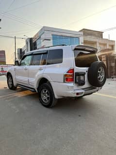 Mitsubishi Pajero