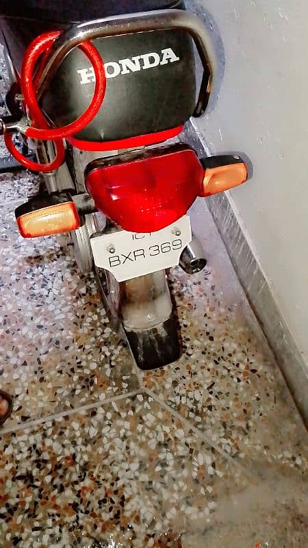 Honda Cb 70 A1 bike Islamabad number 2