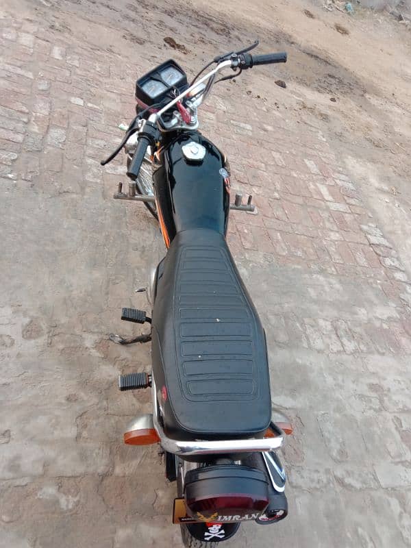 Honda 125 18+19 model  exchange CD 70 ka sath new model ho 3