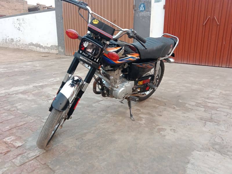 Honda 125 18+19 model  exchange CD 70 ka sath new model ho 11