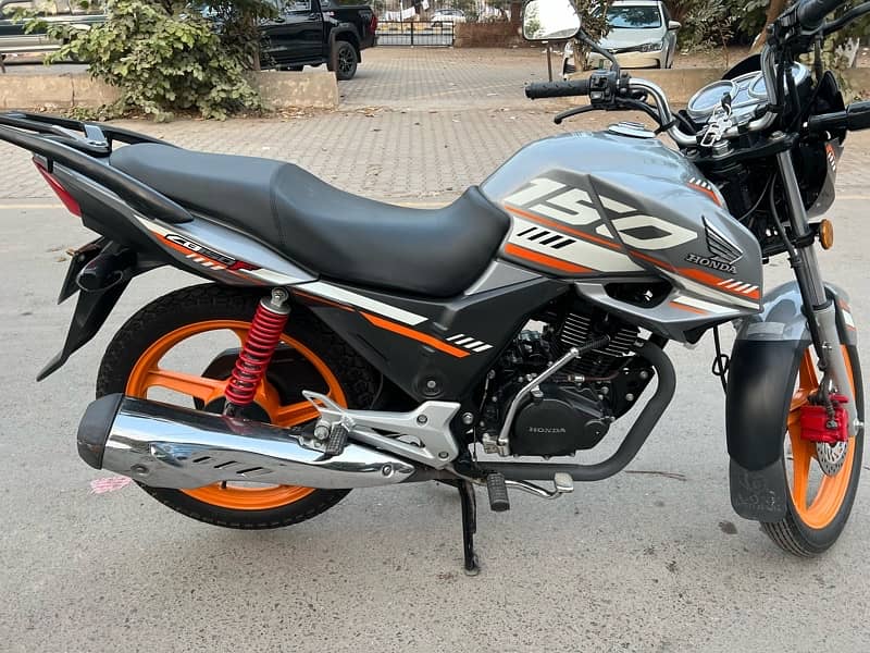 HONDA CB 150F condition 10/10 0