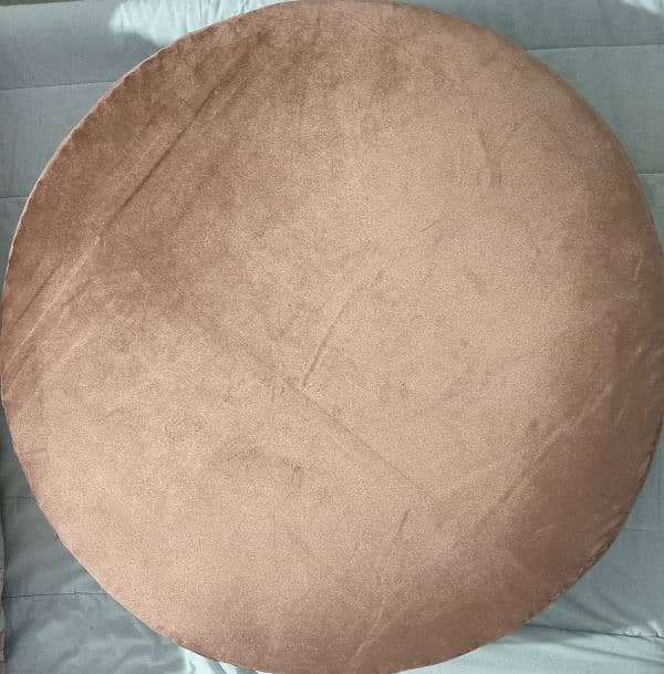 1 Piec-Velvet Round Shape Floor Cushion 2