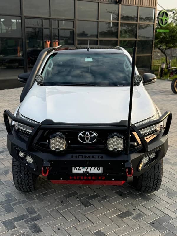 Toyota Revo V 2019/2020 1