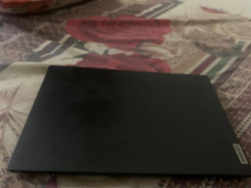 laptop core i5 12gen. 4