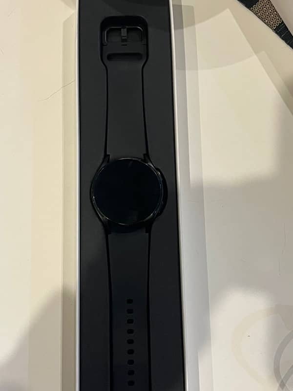 Samsung Galaxy Watch 4 1