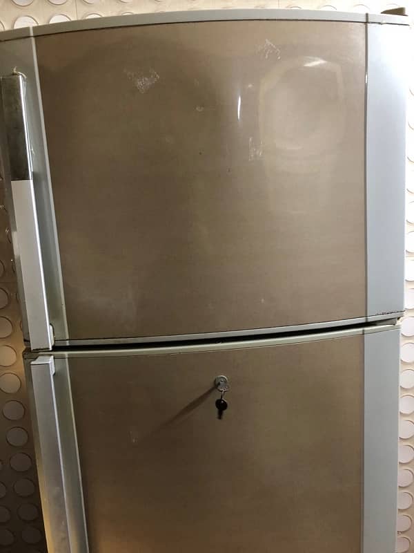 Dawlance refrigerator 0