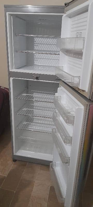 pel refrigerator medium sized 1