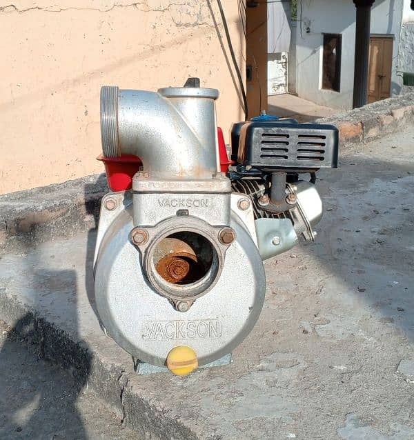 Engine water pump,Plz Read full Ad fr pric 2