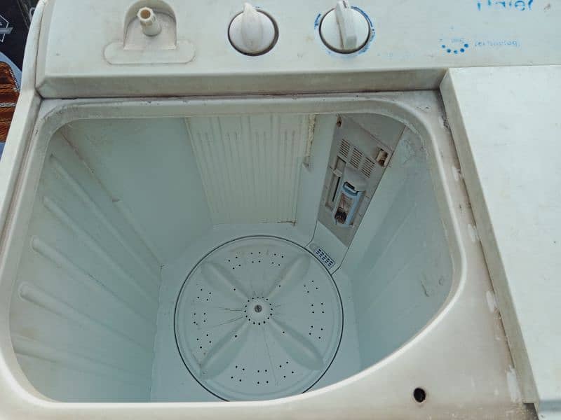 Haier washing machine and dryer 03097700584 1