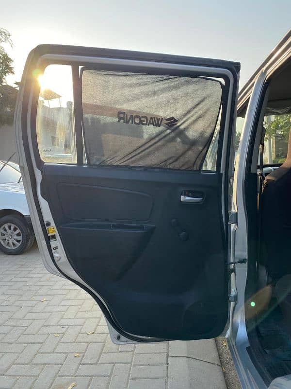 Suzuki Wagon R 2019 15