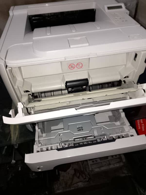 HP Laserjet 2055DN - Just Buy Use - Free Power Cable + Printer Cable 3