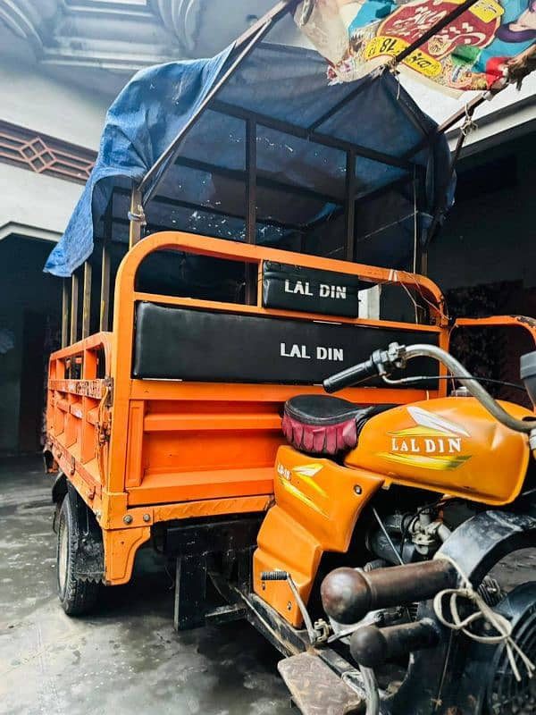 Rickshaw available for sell 100CC lal din company 2