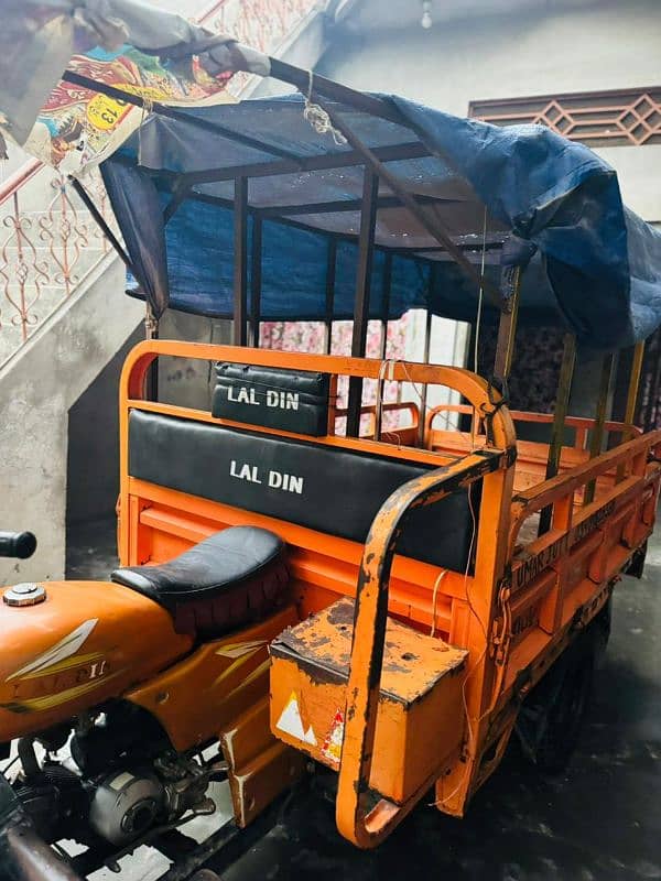 Rickshaw available for sell 100CC lal din company 8