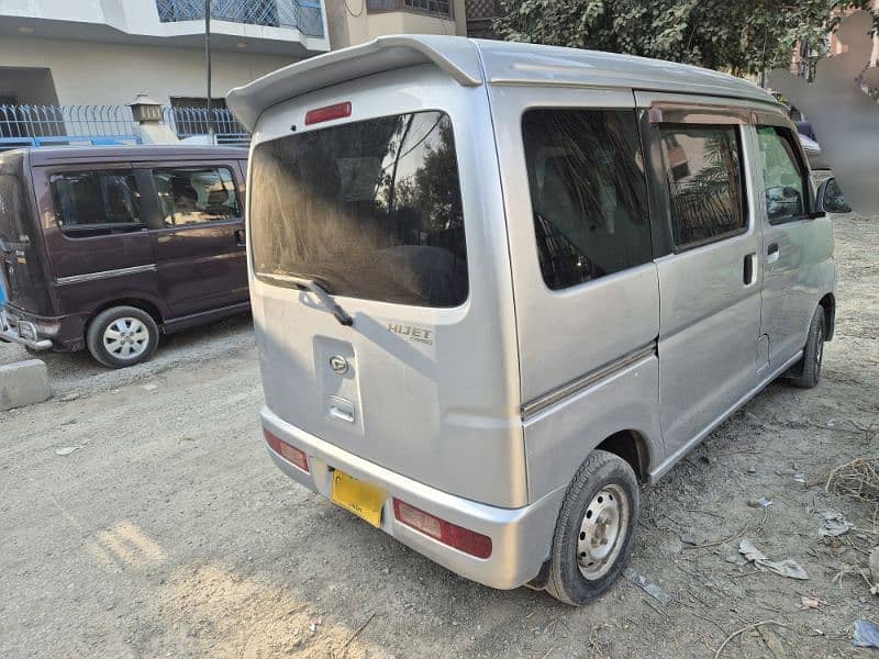 Daihatsu Hijet 2012 5