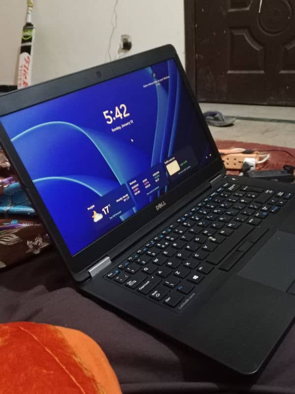 Dell latitude E5470 i5 laptop 2