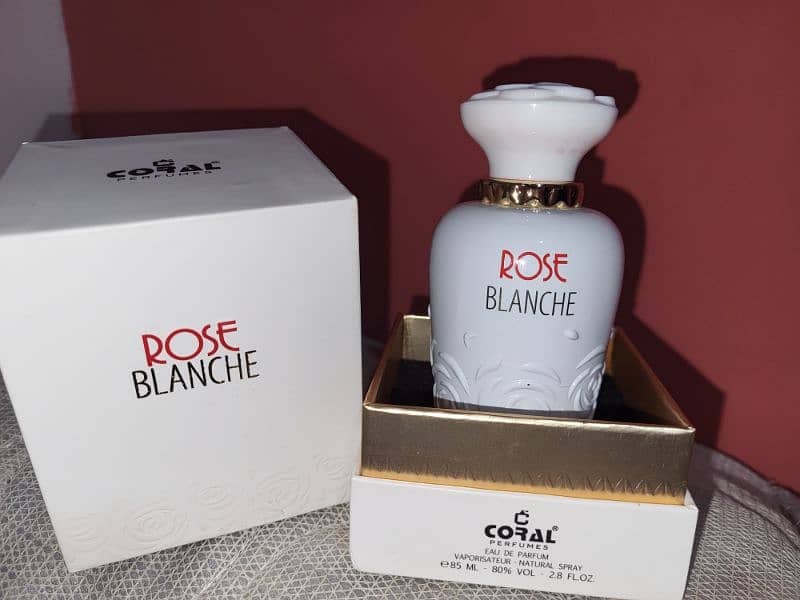 Rose BLanche perfume 0