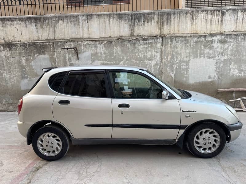 Daihatsu storia 1999/2007 0