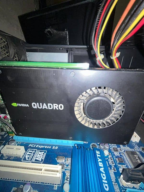 QUADRO NVIDIA 2200k 4GB GRAPHIC CARD 0