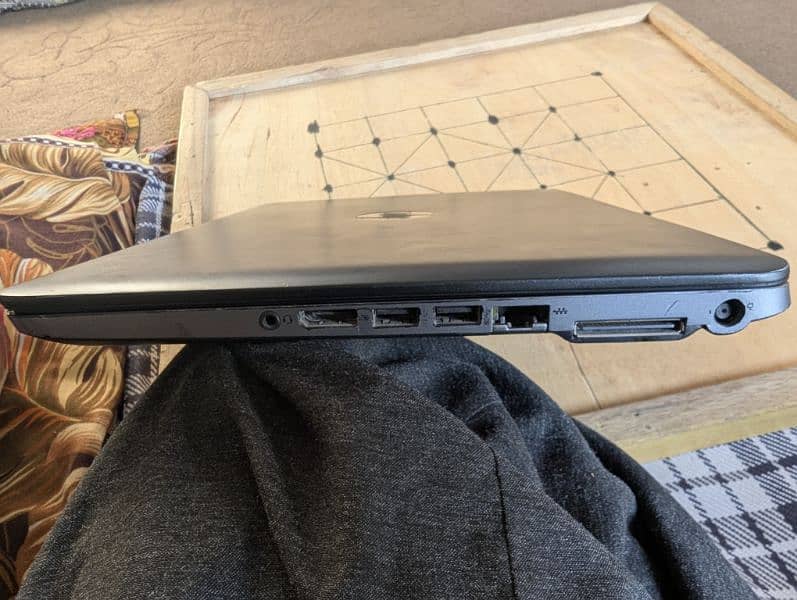 HP Laptop 4