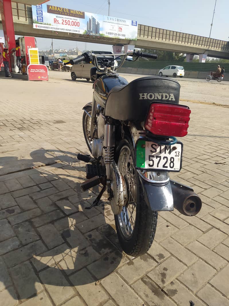 Honda CG 125 2013 3