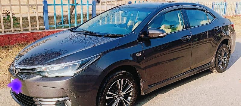 Toyota Altis Grande 2018 3