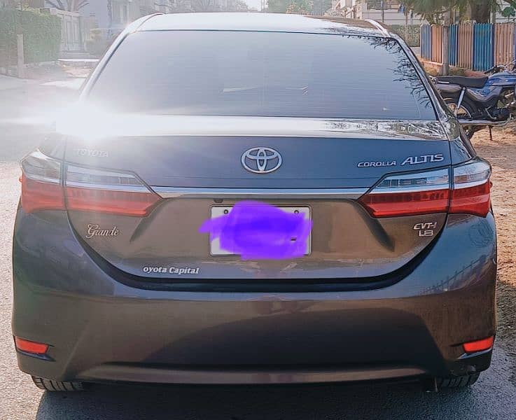 Toyota Altis Grande 2018 6