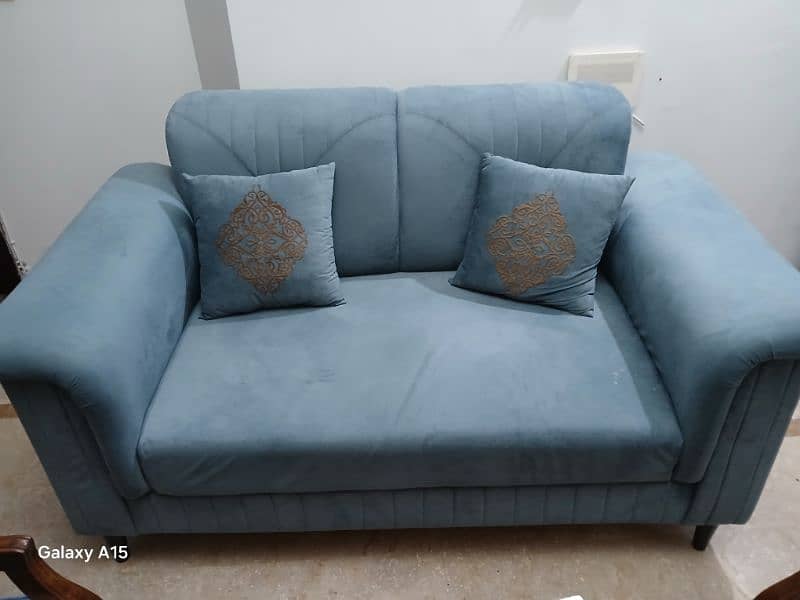 1 sofa 2 seater nd 2 sofa single seater 2