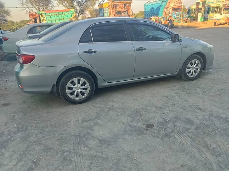 Toyota Corolla GLI 2013 7