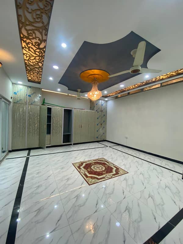 "Spacious & Well-Ventilated Basement with Windows & Open-Air Spaces & Park facing for Rent in Bahria Enclave!" 10