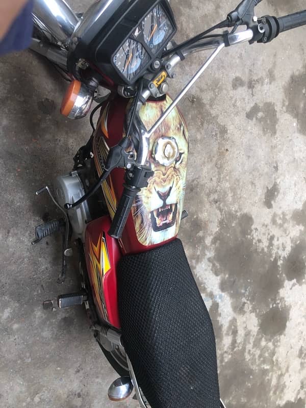 urgent sale Honda 125 2021 model 7