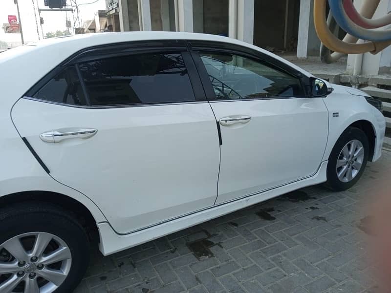 Toyota Altis Grande 2016 3