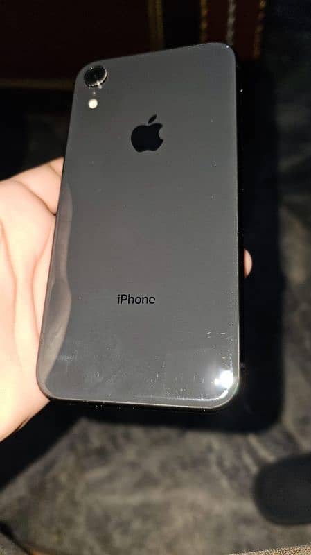 Iphone xr 128 GB JV 84 health urgent sale 3