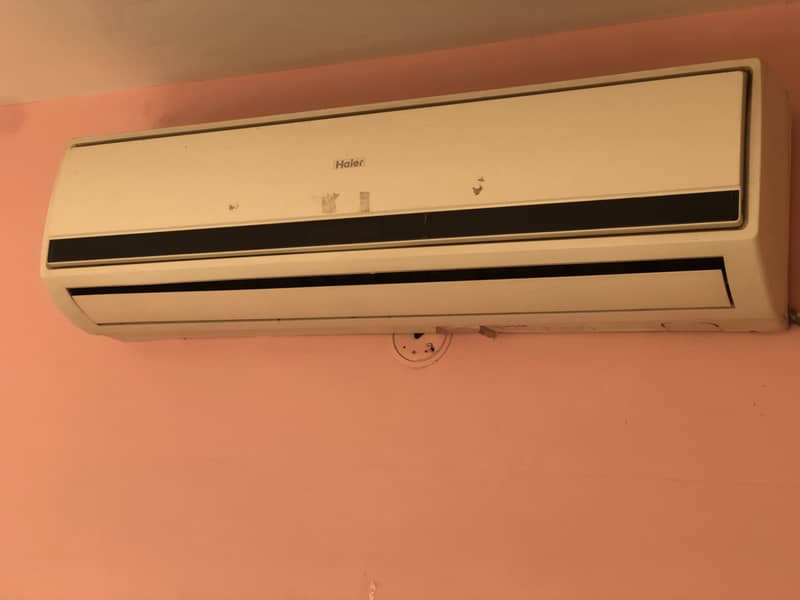 Haier 1.5 Ton Split AC (minimum used) for sale 0