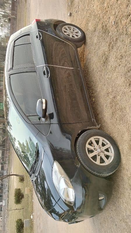 Toyota Vtiz 2012 push start 1.3cc 4