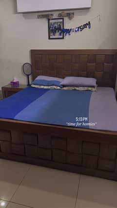 bedroom furniture set