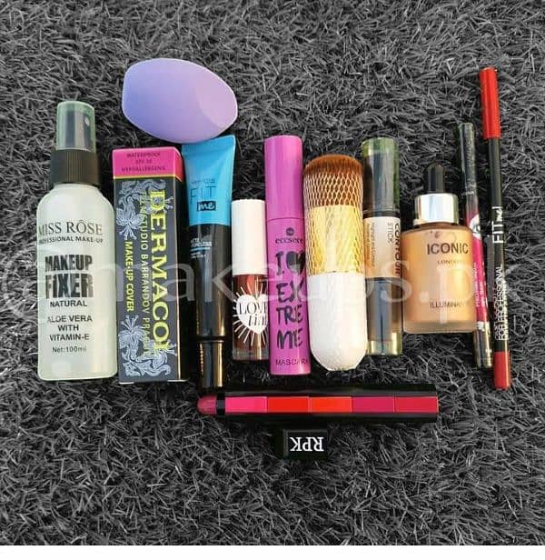 13 in 1 makeup deal 0