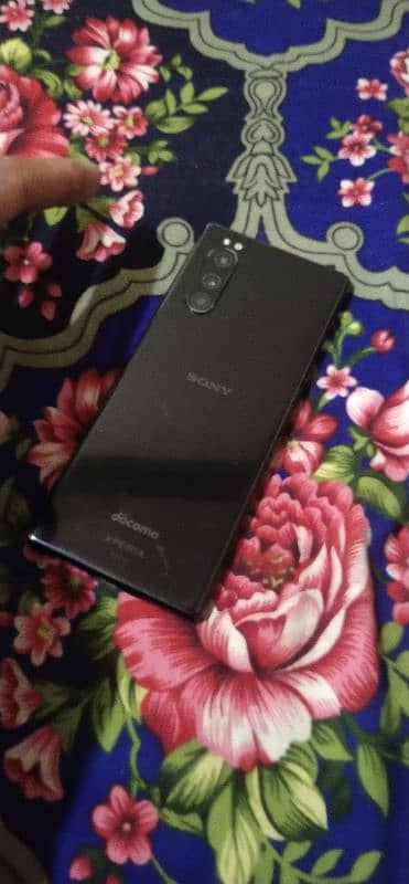 sony experia 64gb lush condition 3