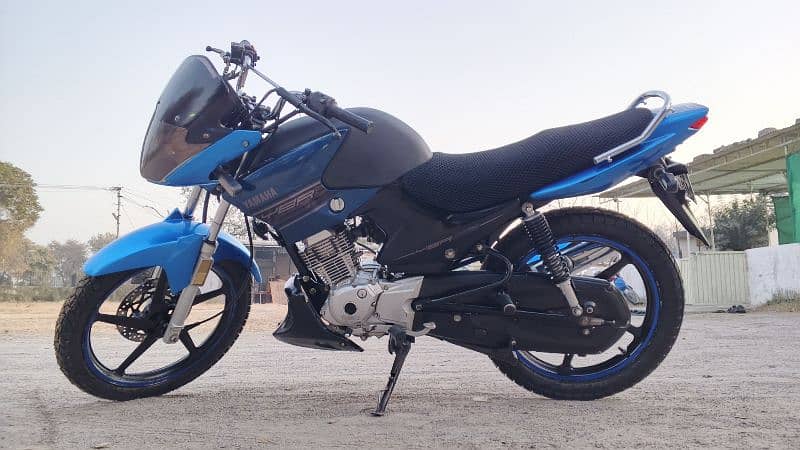 YBR blue  2.5lac 15